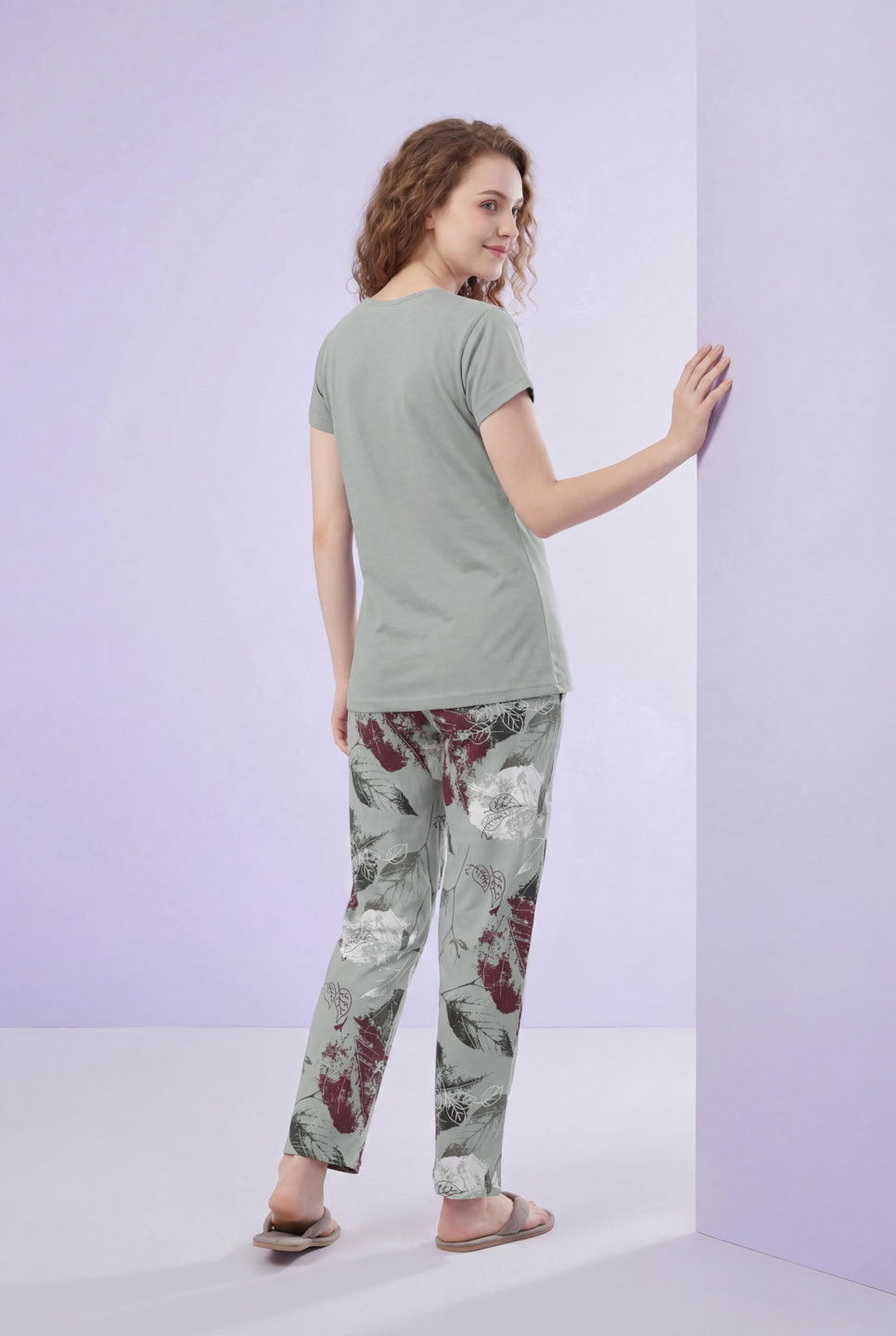 Canadian Flower - Cotton Lounge Night Suit