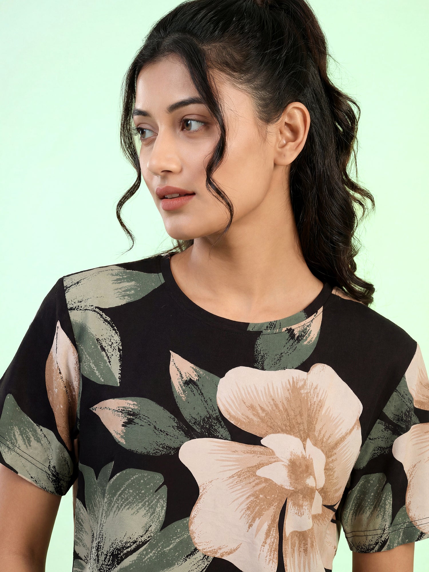 Noir Blossom – Cotton Lounge Night Suit
