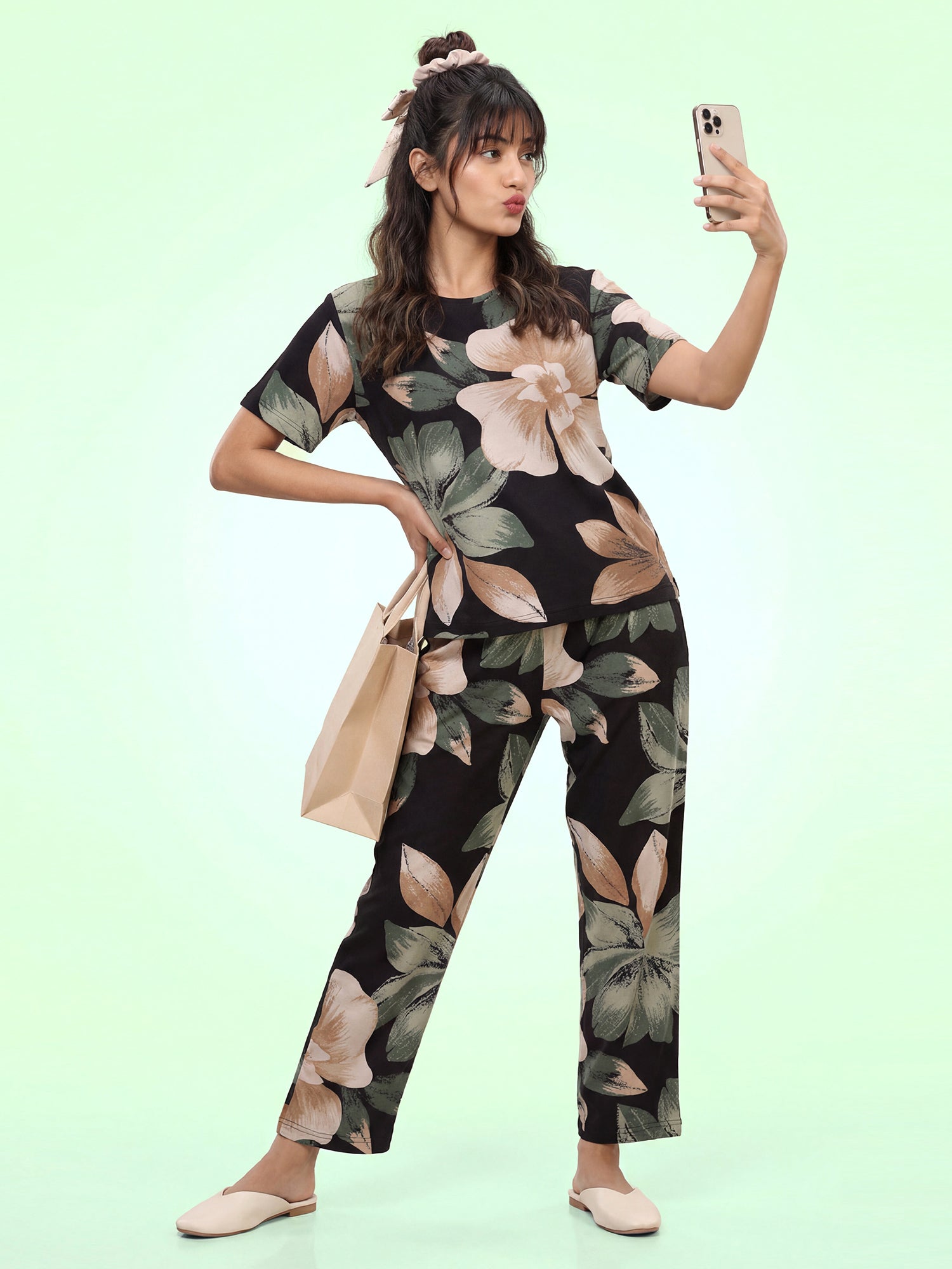 Noir Blossom – Cotton Lounge Night Suit