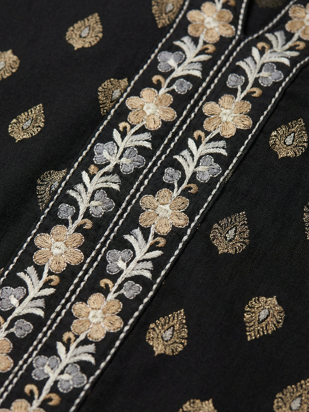 Alpine - Maxi Nightdress with Embroidered V-slit Neckline