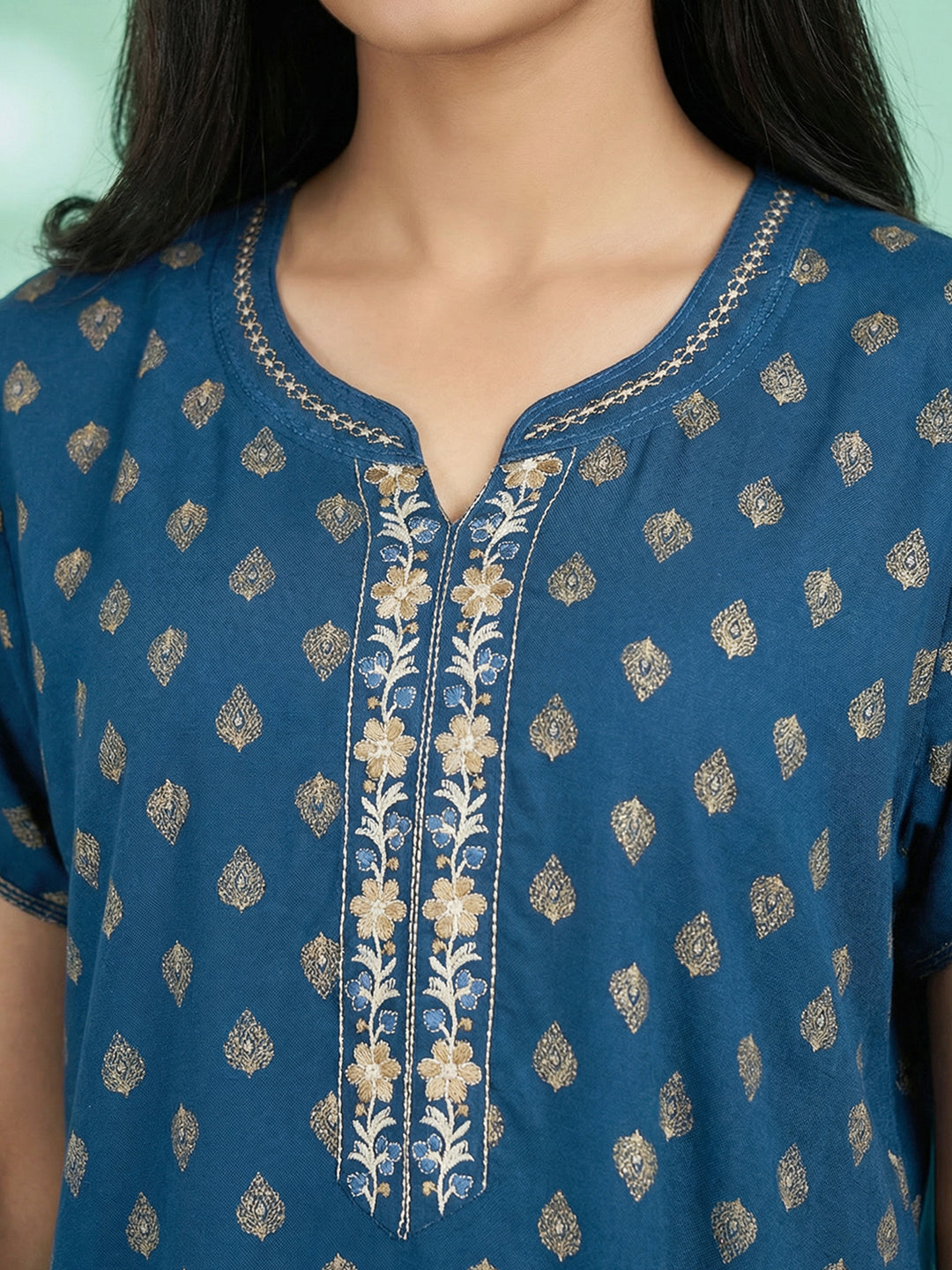 Alpine - Maxi Nightdress with Embroidered V-slit Neckline